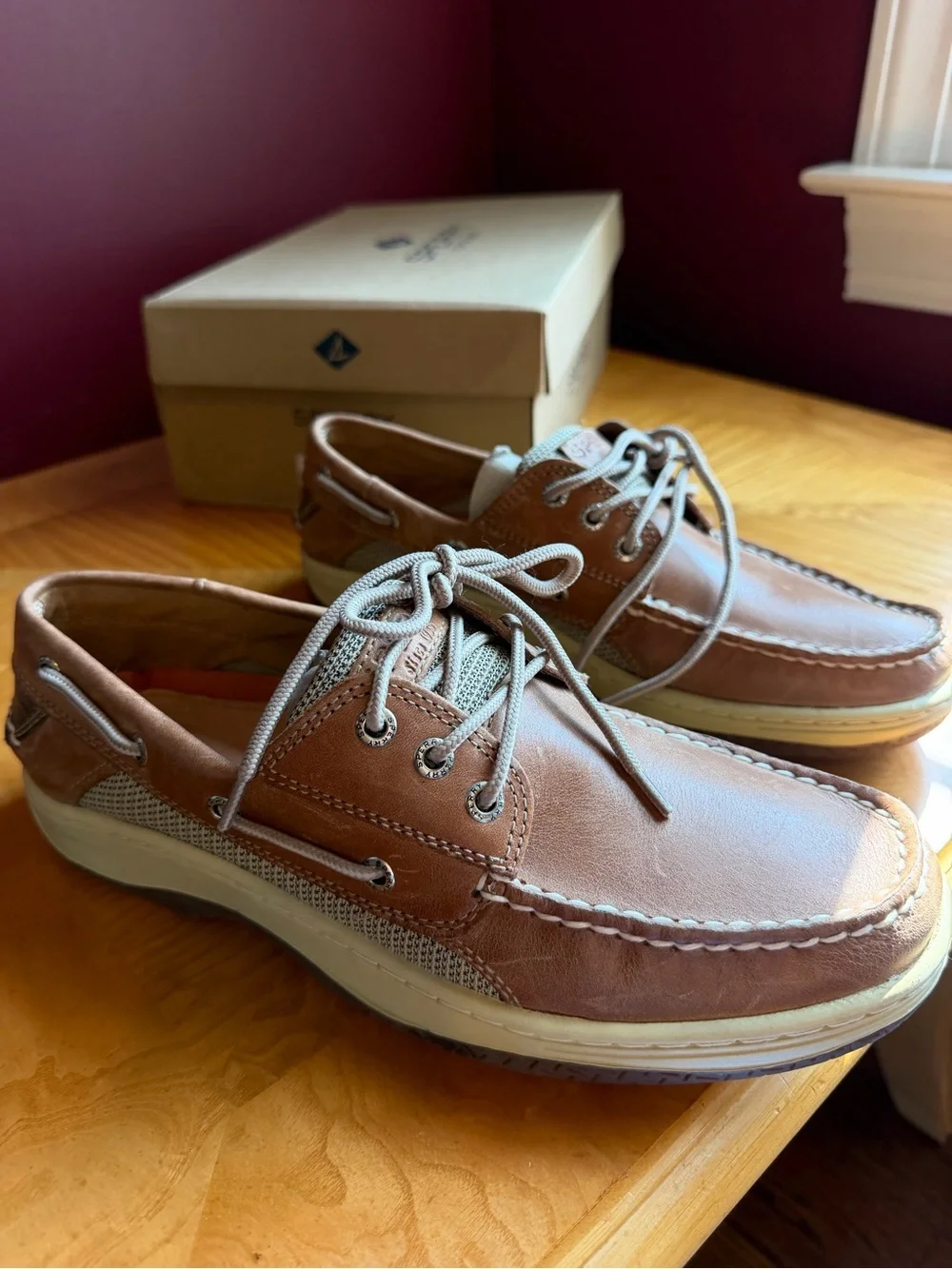 Sperry Men's billfish  3 eye Boat Shoe in dark tan sz 9